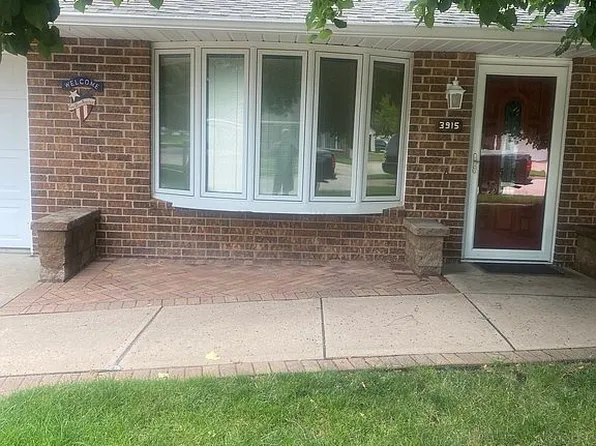 3915 Avenue H, Kearney, NE 68847