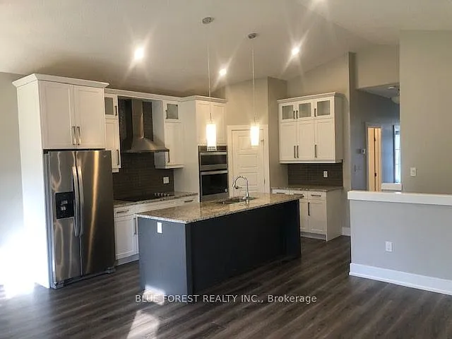 10 McPherson Ct #2 — Photo 3