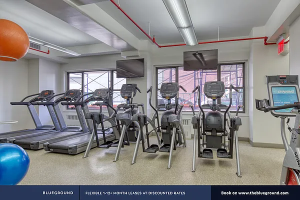 Rented by The Blueground | media 80