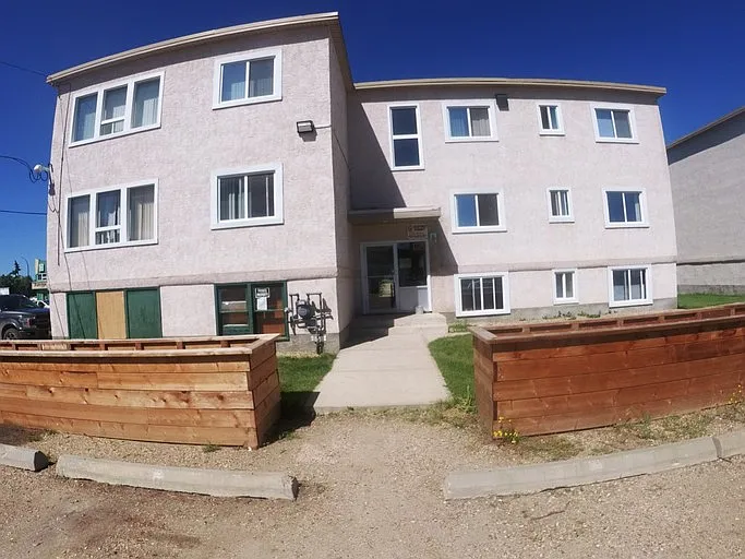 1 bed, 1.0 bath, $950 — Photo 2