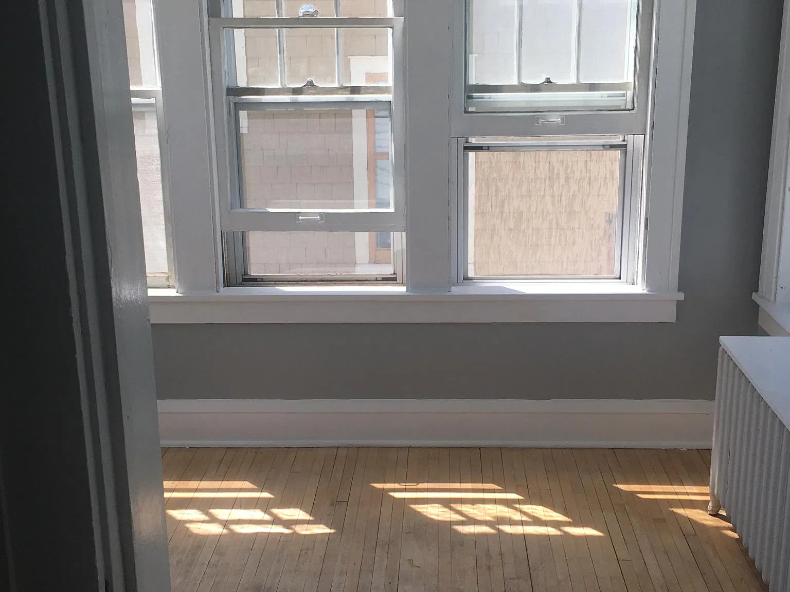 1855 Wallace Ave — Photo 2