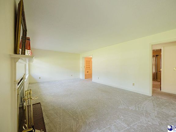5th image of 504 Park St