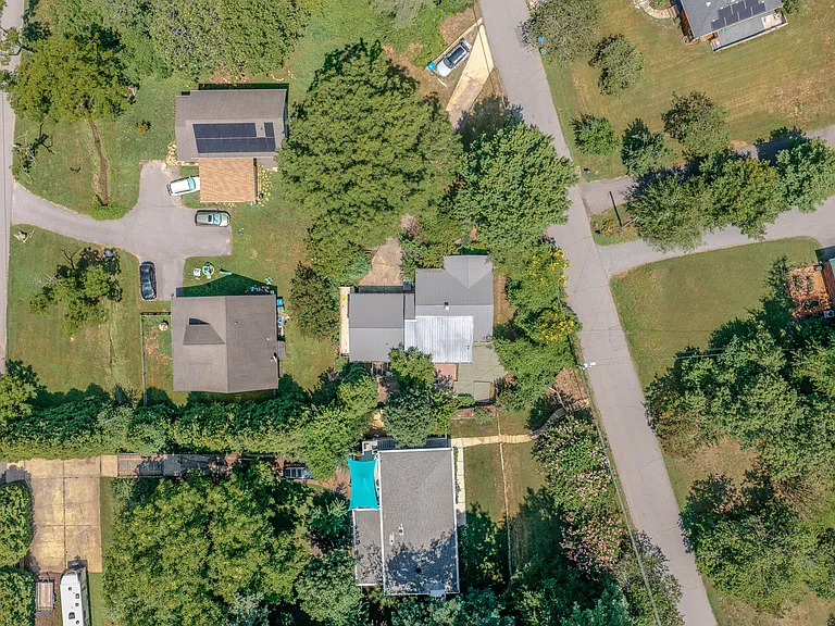 7 W Raleigh Rd #A — Photo 31