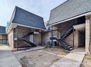 851 Bert Rd APT 9, Jacksonville, FL 32211