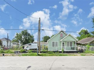 1166 Luzon St, Houston, TX 77009