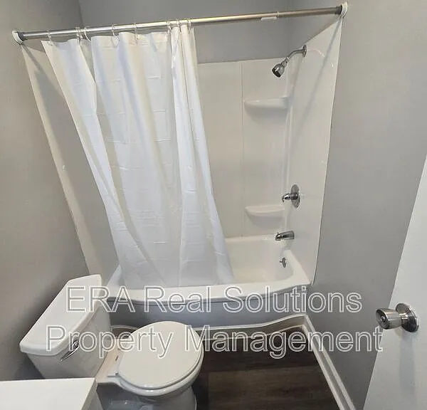 2920 Ruhl Ave — Photo 26