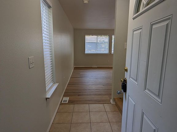 2nd image of 1304 106th Street Ct E