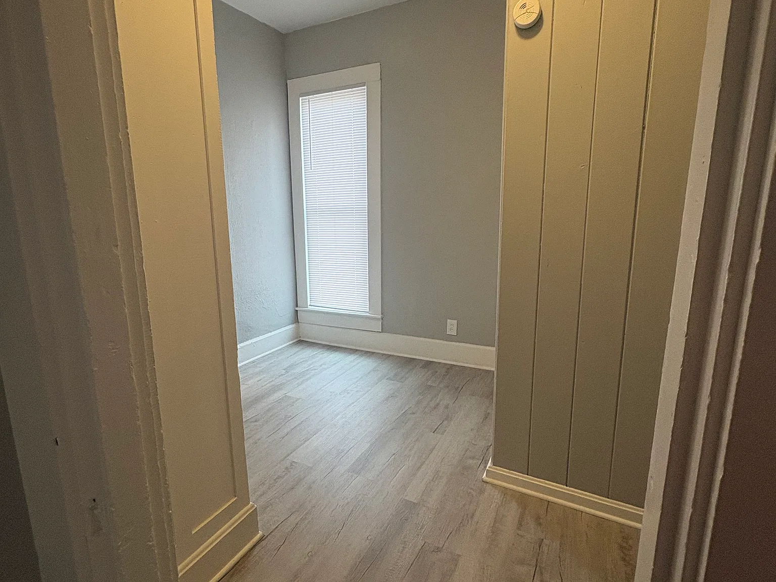 2 bed, 1200 sqft, $1,000 — Photo 4