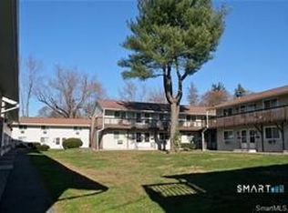 22 Bostwick Arms #22, New Milford, CT 06776