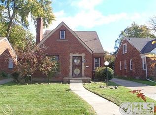 17560 Annchester Rd, Detroit, MI 48219