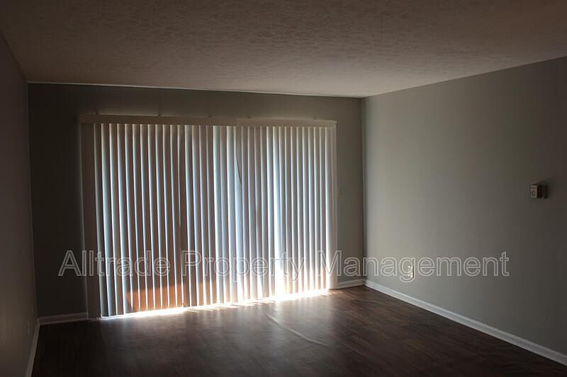 2nd image of 2354 Grinstead Dr #13