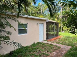 4578 Dow Ln, Lake Worth, FL 33463