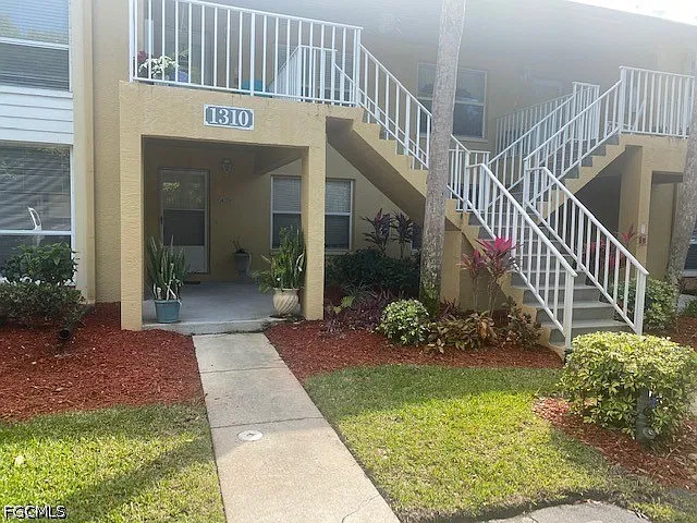 2 bed, 2.0 bath, 1245 sqft, $2,200 — Photo 4