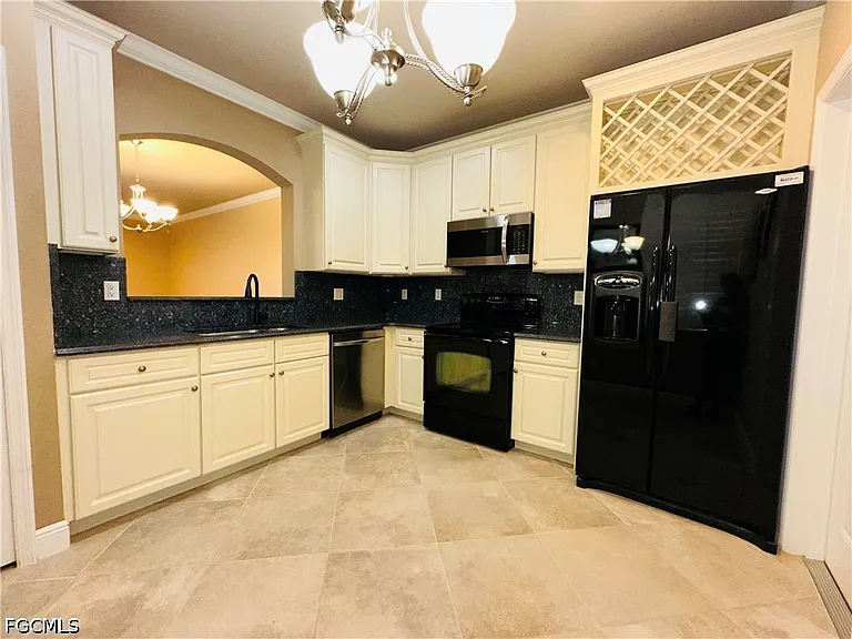 3396 Dandolo Cir — Photo 4
