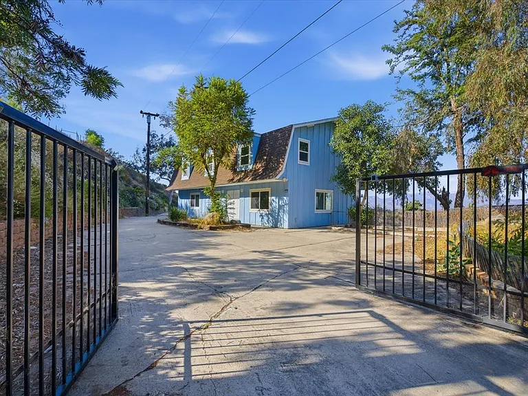 11552 North Ln — Photo 1
