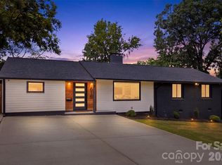 615 Manhasset Rd, Charlotte, NC 28209