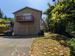 10253 NE 64th St, Kirkland, WA 98033