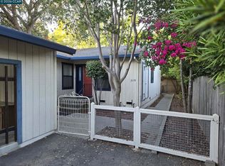 1678 E St, Napa, CA 94559