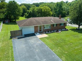 6160 Erb Rd, Saint Louis, MO 63129