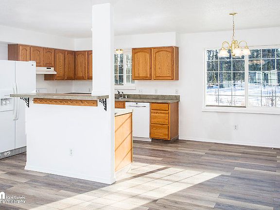 2nd image of 46465 Woodwill Dr