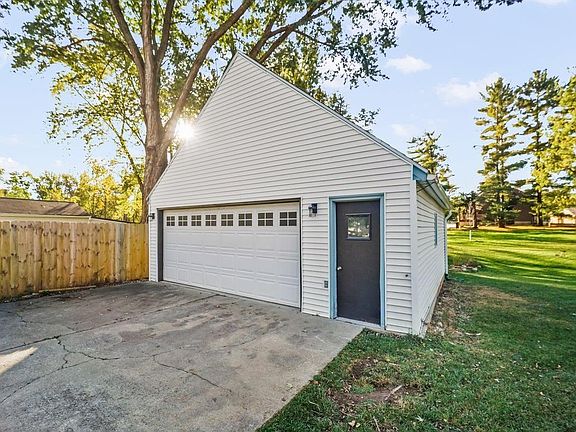 4th image of 3023 Cottonwood Ln