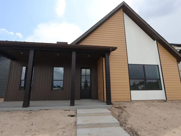 12415 Emerald Enclave Dr, Cypress, TX 77433