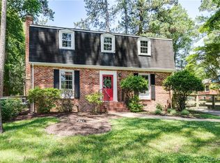 32 Swanage Rd, North Chesterfield, VA 23236