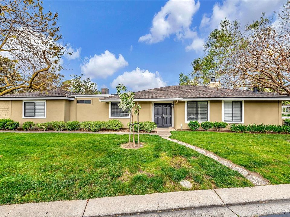 1st image of 1105 Silver Oak Ct