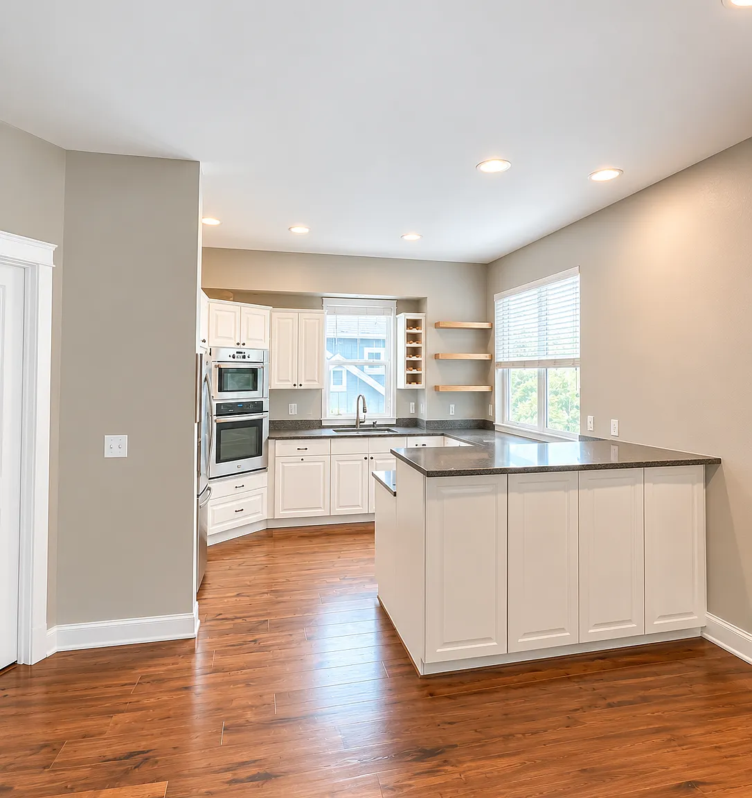 4 bed, 2.5 bath, 1868 sqft, $3,995 — Photo 3