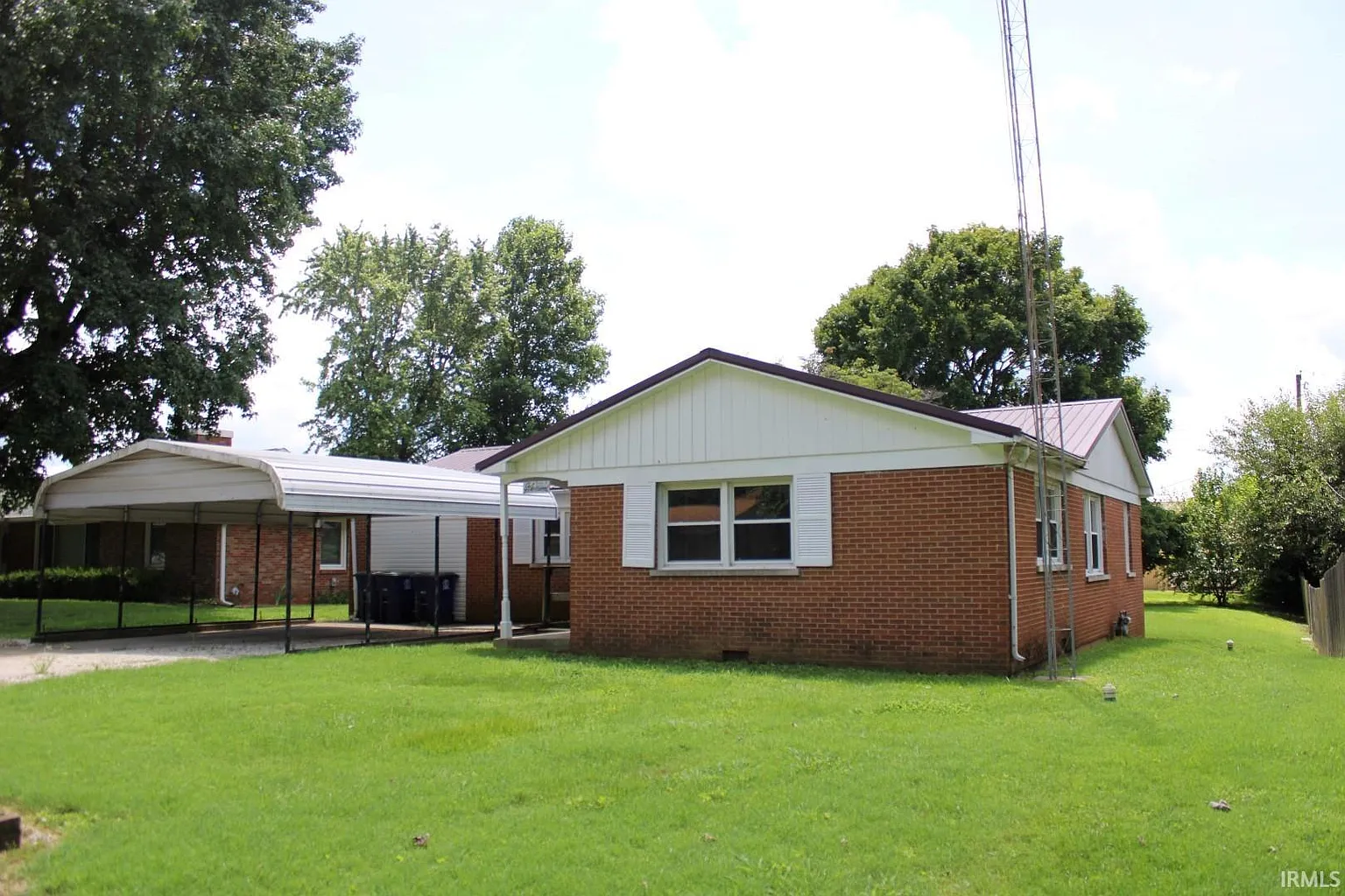 2007 W Glenwood Dr photo 1