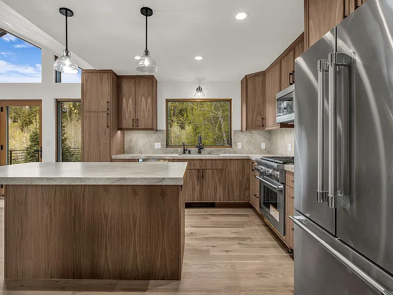 7346 Pinebrook Rd — Photo 14