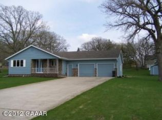 1309 Lakeside Dr SW, Alexandria, MN 56308