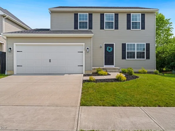 3523 Magnolia Dr, Lorain, OH 44053