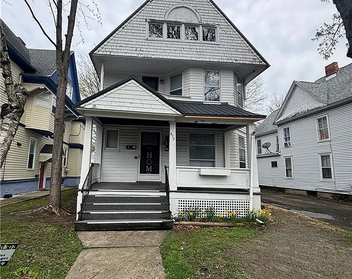 612 W Church St #B — Photo 1
