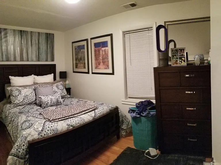 2039 W Erie St #2R — Photo 6