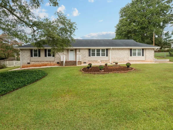 117 Lakewood Cir, Greer, SC 29651