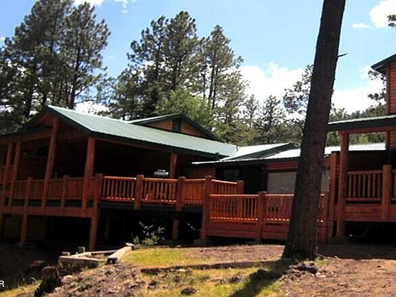 3rd image of 24-1120 Unit 2 Cabin 82