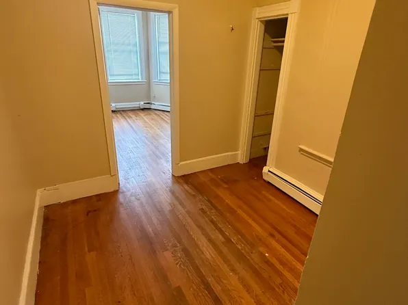 39 Laighton St, Lynn, MA 01902