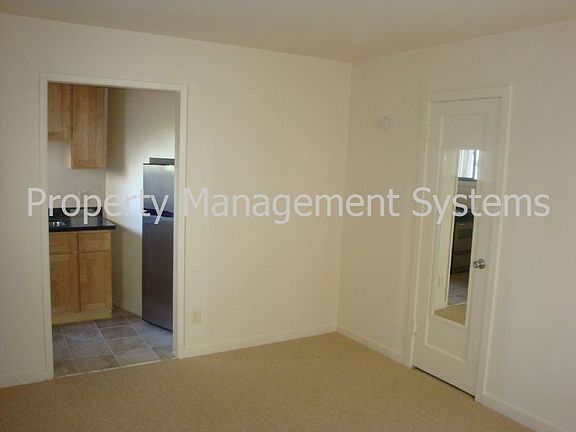 2nd image of 2680 Lombard St #A