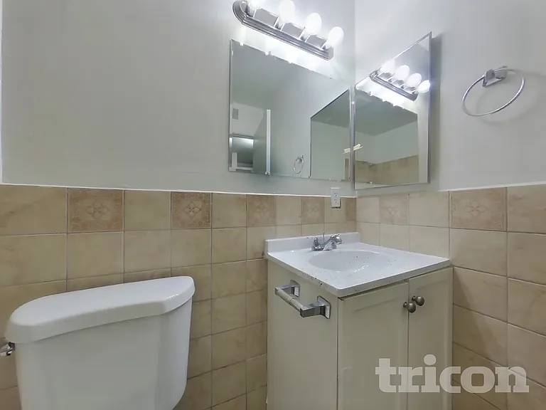 1626 W Pepper Pl — Photo 13