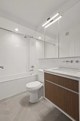 Rented by Greystar | media 5