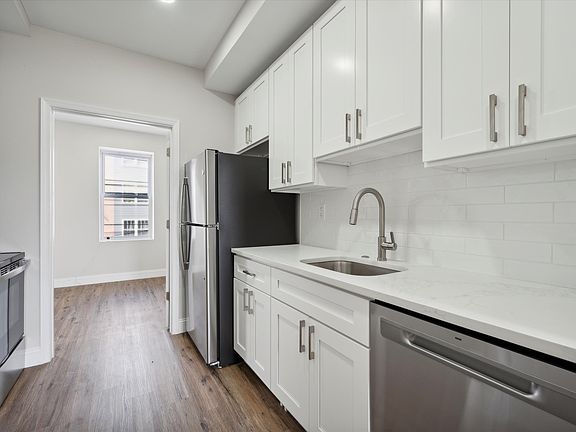 3rd image of 1921 N 2nd St #B