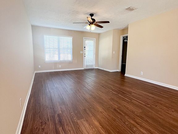 4th image of 1436 Sunray Dr