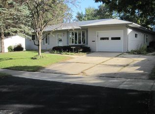 3914 4th Pl NW, Rochester, MN 55901