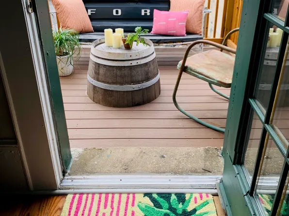 22 Congress St N APT B, York, SC 29745