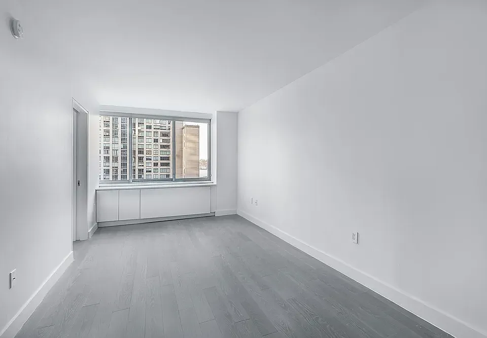 101 W End Ave #6Q