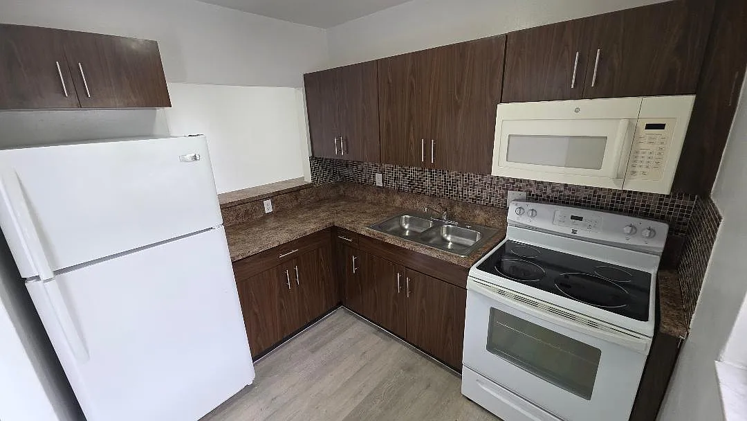2 bed, 1.0 bath, 950 sqft, $1,850 — Photo 3