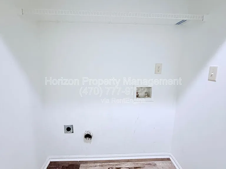 51 Hampton Dr — Photo 6
