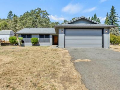1587 American River Trl, Cool, CA, 95614