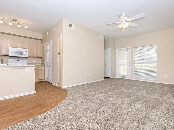 4th image of 1201 Medical Ave #3212